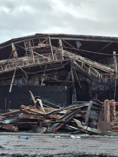 Rozpoczęła się rozbiórka spalonej sortowni odpadów zdjęcie nr 340447