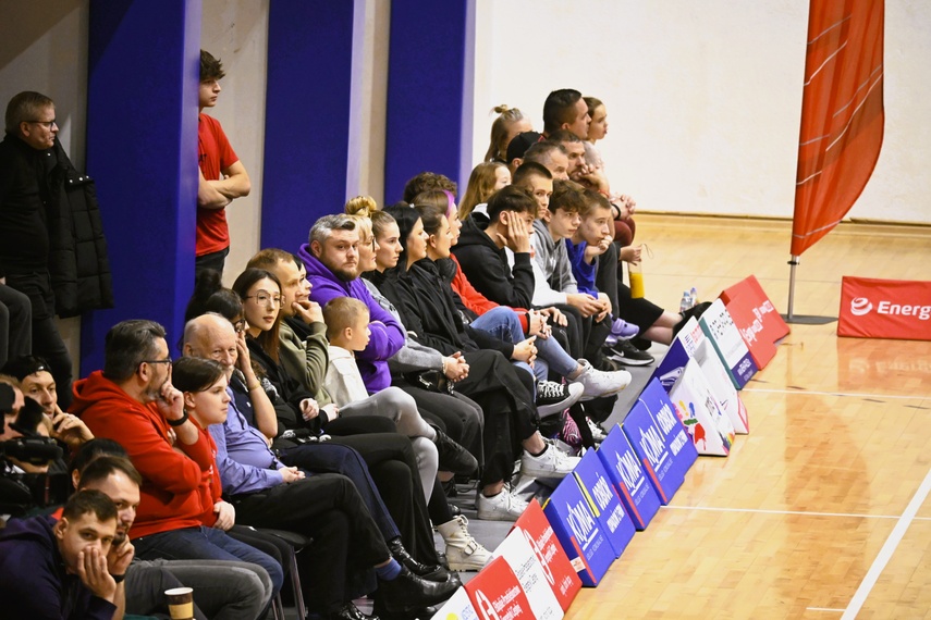 Prowadzili tylko raz, przegrali w końcówce zdjęcie nr 340513