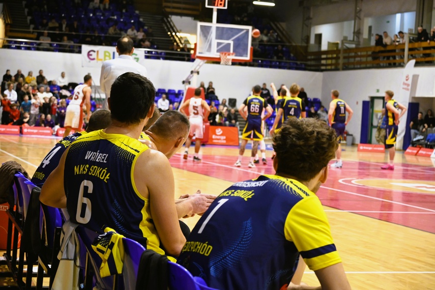 Prowadzili tylko raz, przegrali w końcówce zdjęcie nr 340498