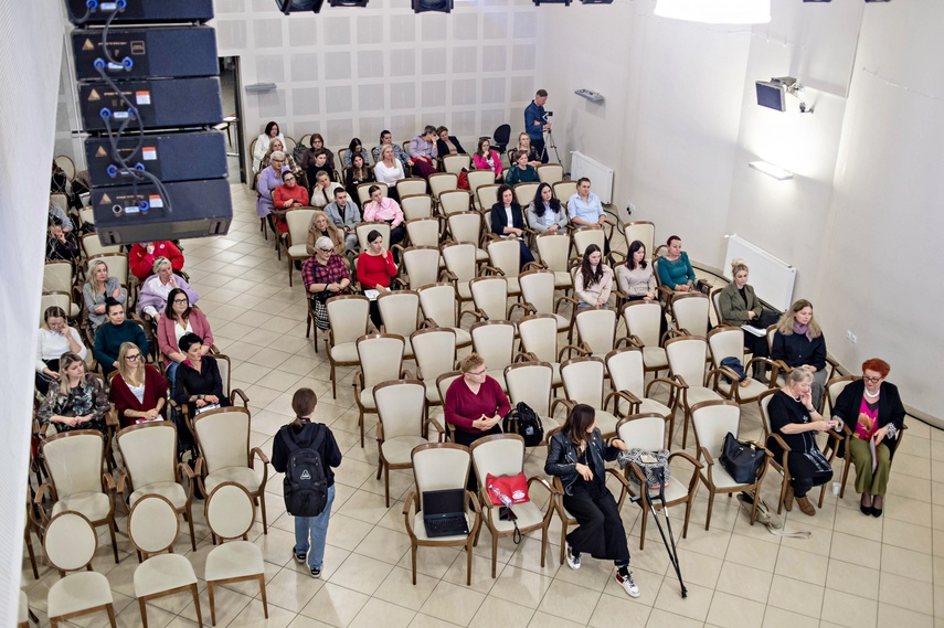 Różne oblicza nastoletniej przemocy zdjęcie nr 340634