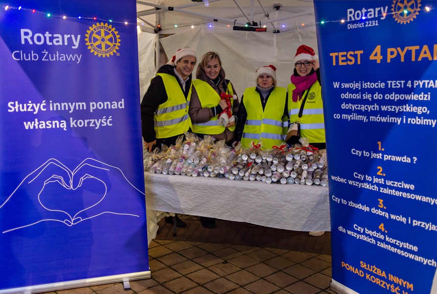 Nigdy nie jesteś sam, czyli wigilia na placu Dworcowym zdjęcie nr 340828