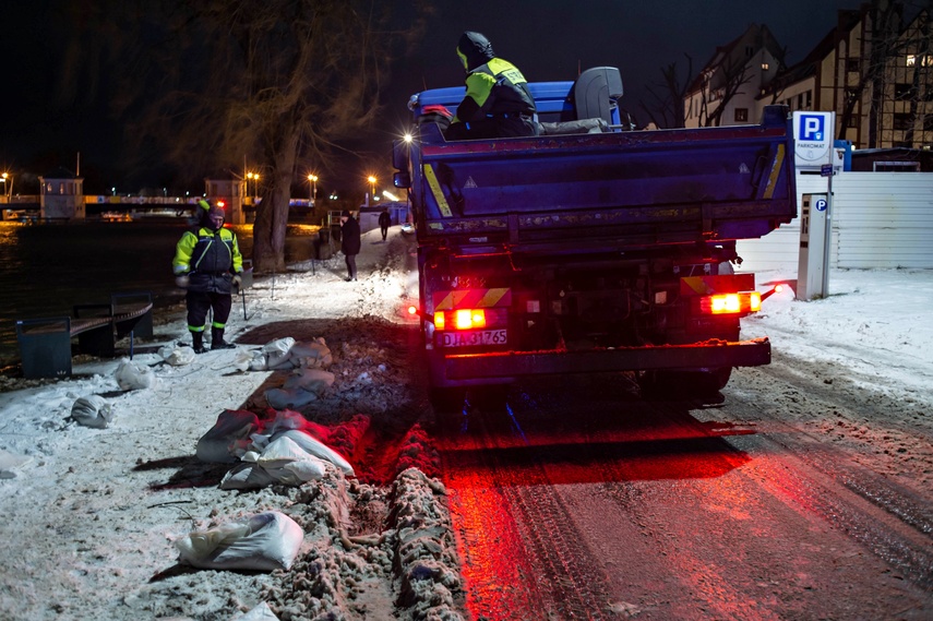 Cofka nadal groźna. Wojewódzki sztab kryzysowy w Elblągu zdjęcie nr 341008