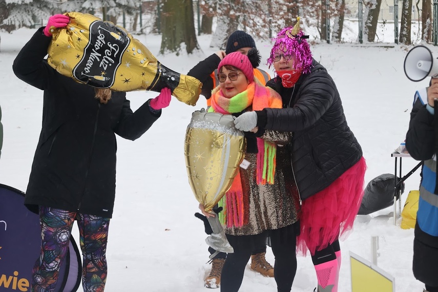 Przywitali nowy rok na parkrunie. Wkrótce akcja bumerang zdjęcie nr 341039