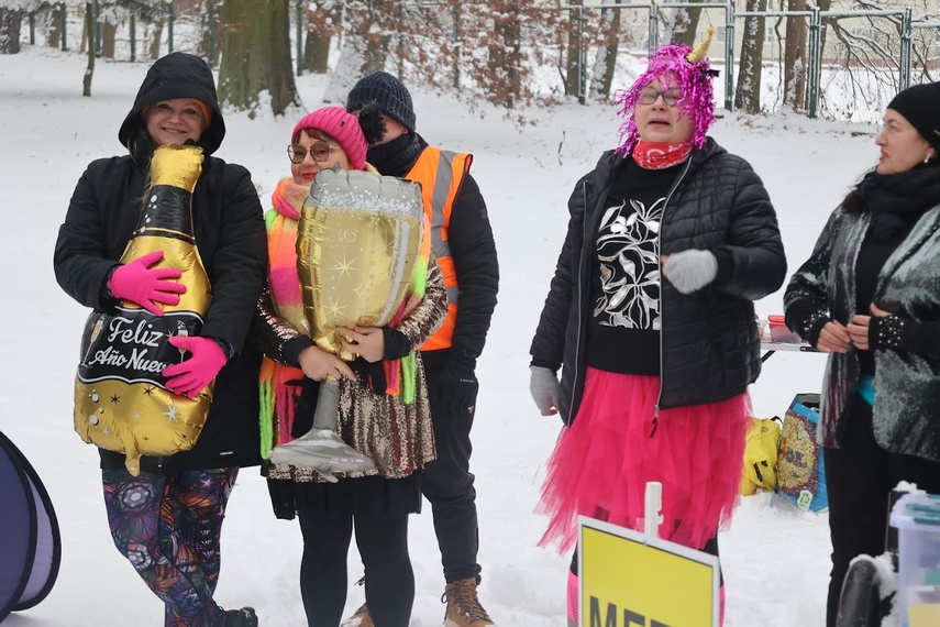 Przywitali nowy rok na parkrunie. Wkrótce akcja bumerang zdjęcie nr 341038