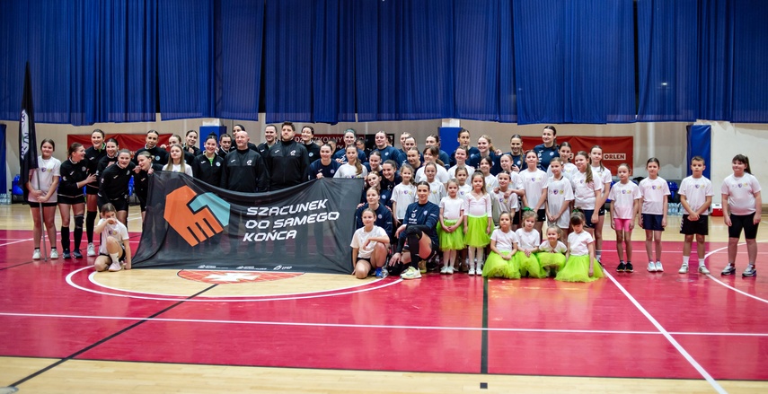 Trudna sytuacja Startu zdjęcie nr 341132