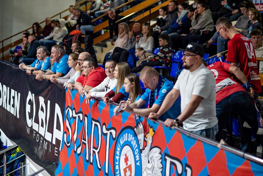 Trudna sytuacja Startu zdjęcie nr 341149