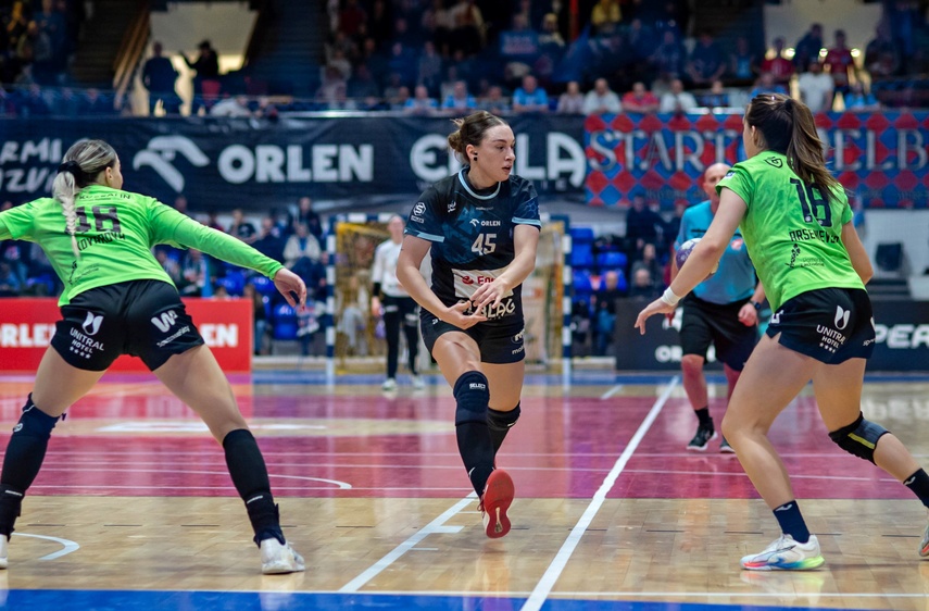 Trudna sytuacja Startu zdjęcie nr 341146