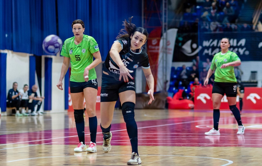 Trudna sytuacja Startu zdjęcie nr 341145