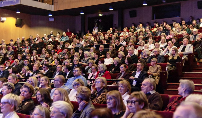 Koncert Noworoczny z kameralistami zdjęcie nr 341215