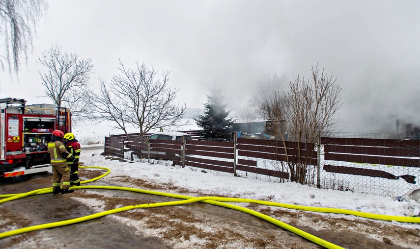 Pożar w Wikrowie zdjęcie nr 341242