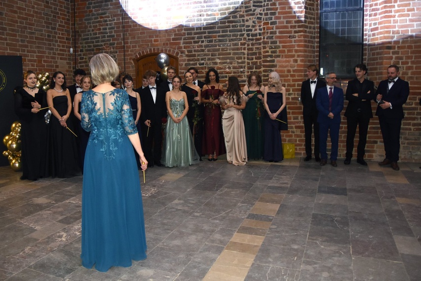 Chwilo trwaj... Studniówka ZPSM zdjęcie nr 341736