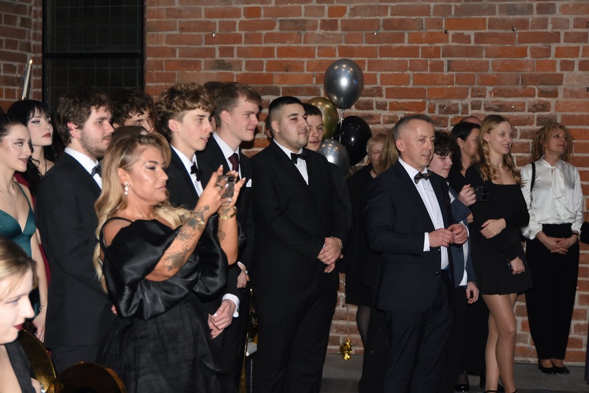 Chwilo trwaj... Studniówka ZPSM zdjęcie nr 341789