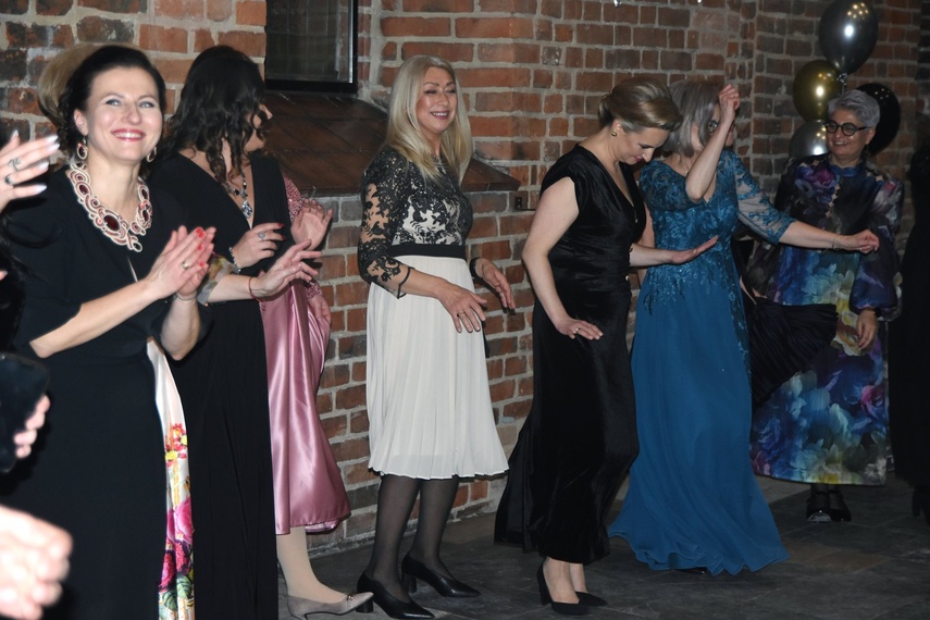 Chwilo trwaj... Studniówka ZPSM zdjęcie nr 341801