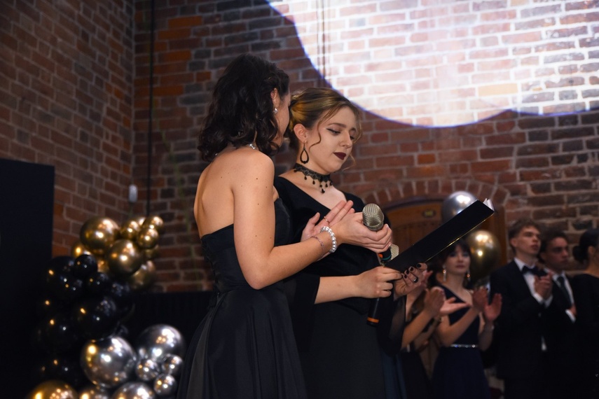 Chwilo trwaj... Studniówka ZPSM zdjęcie nr 341730