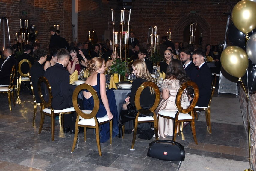 Chwilo trwaj... Studniówka ZPSM zdjęcie nr 341742