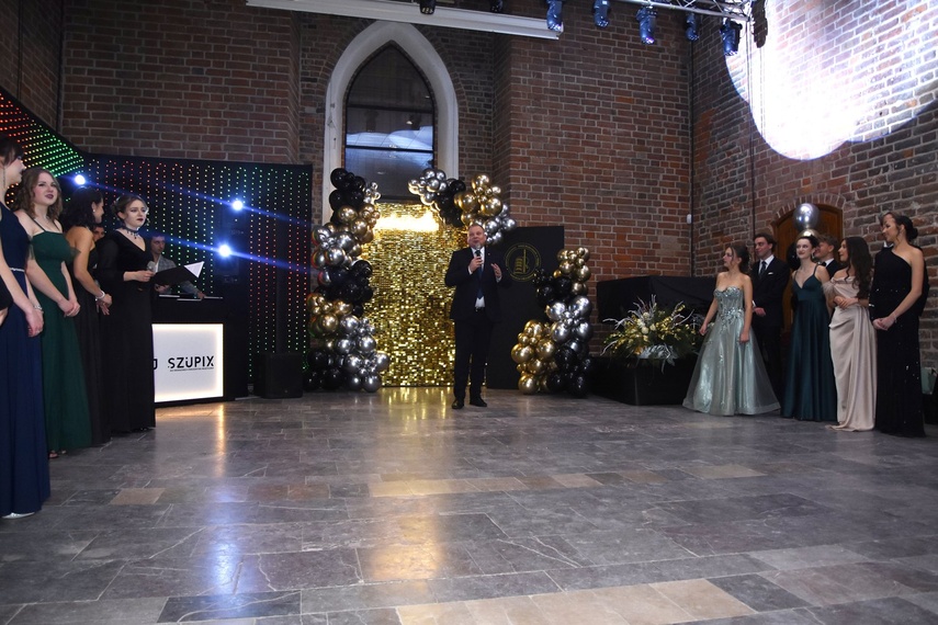 Chwilo trwaj... Studniówka ZPSM zdjęcie nr 341726