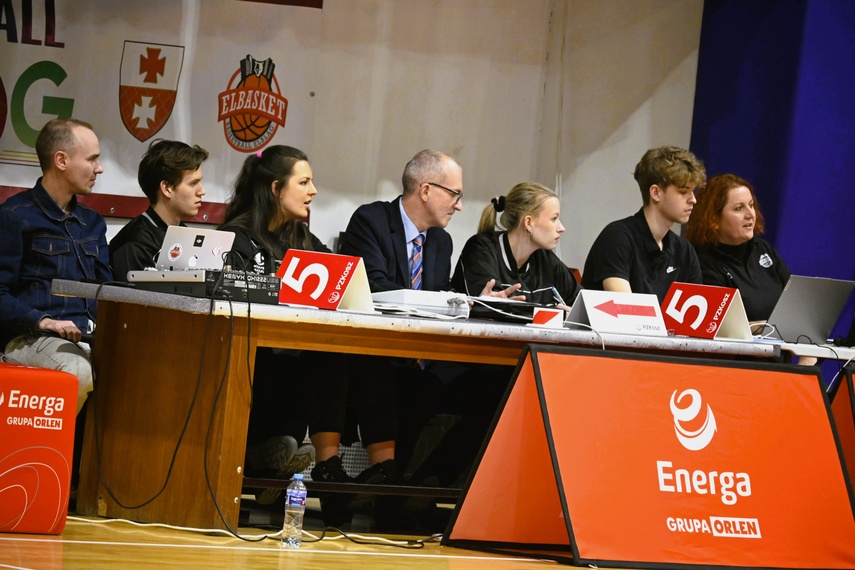 Wielkie emocje pod koszem zdjęcie nr 341840