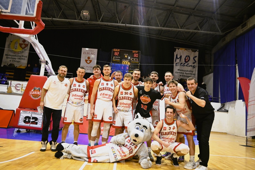 Wielkie emocje pod koszem zdjęcie nr 341864