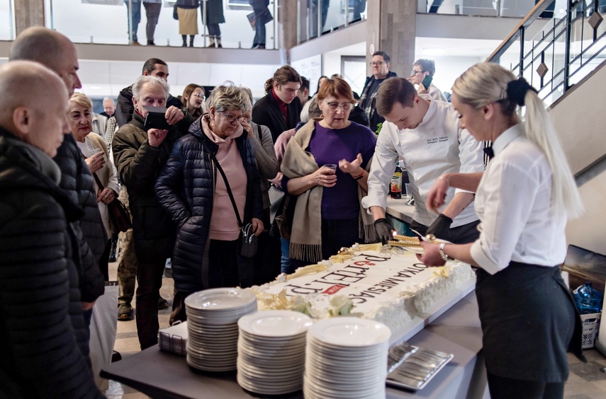 Fotka Miesiąca w blasku jubileuszu zdjęcie nr 341945