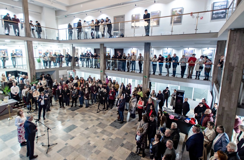 Fotka Miesiąca w blasku jubileuszu zdjęcie nr 341911