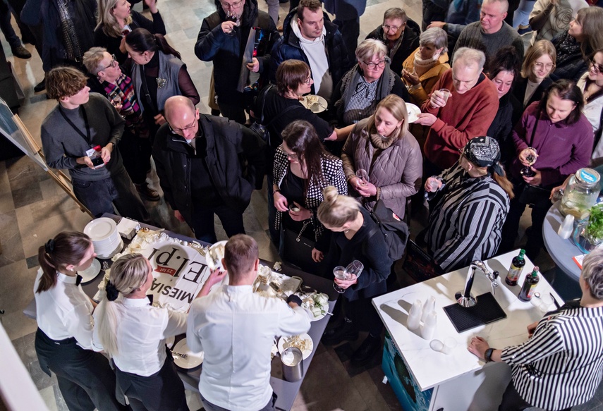 Fotka Miesiąca w blasku jubileuszu zdjęcie nr 341948