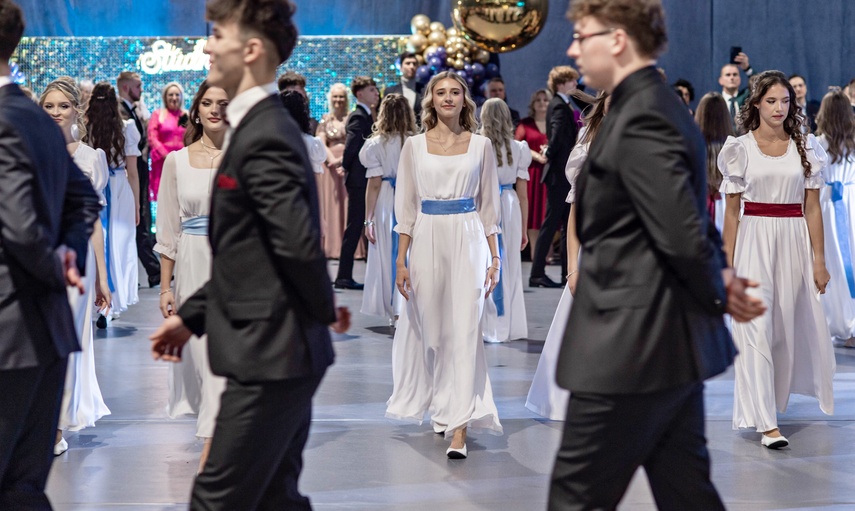 Studniówka I LO.  zdjęcie nr 342223