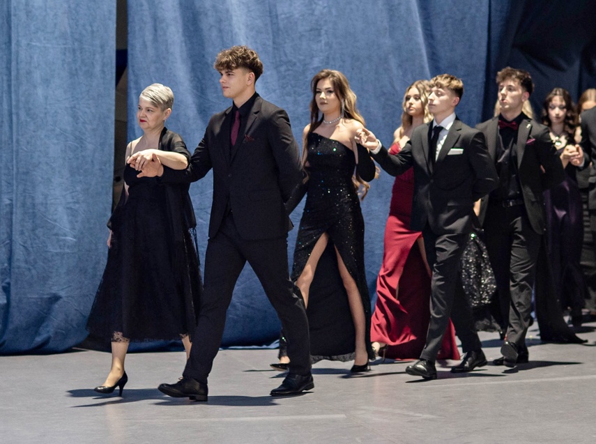 Studniówka I LO.  zdjęcie nr 342185