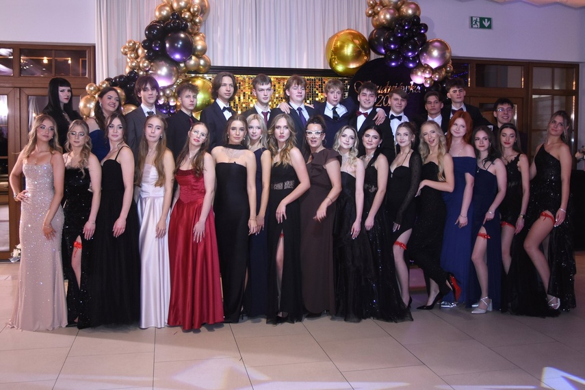 Studniówka II LO zdjęcie nr 342346