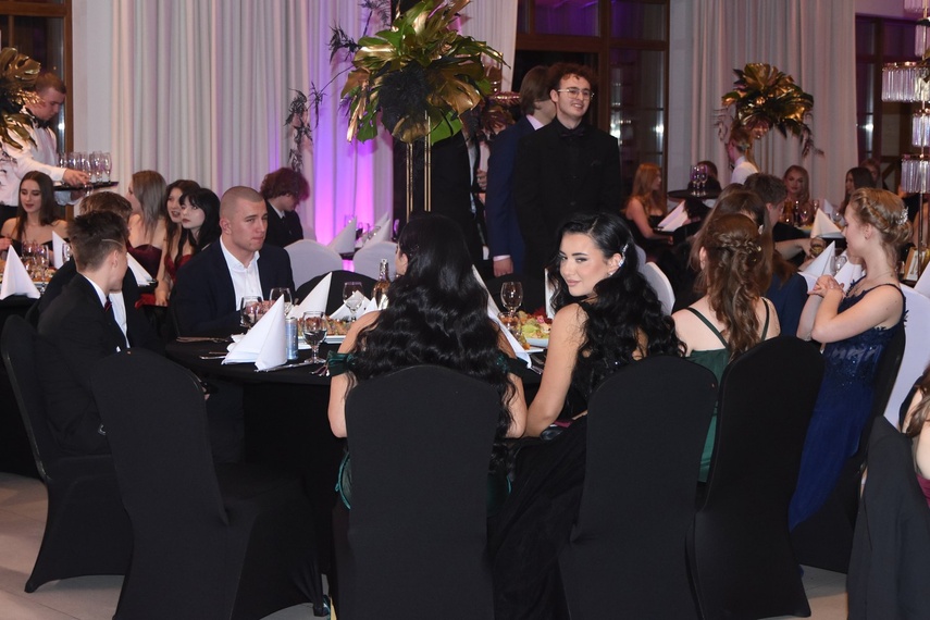 Studniówka II LO zdjęcie nr 342345