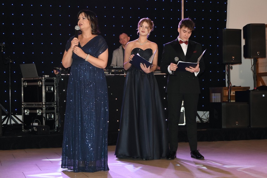 Studniówka II LO zdjęcie nr 342327