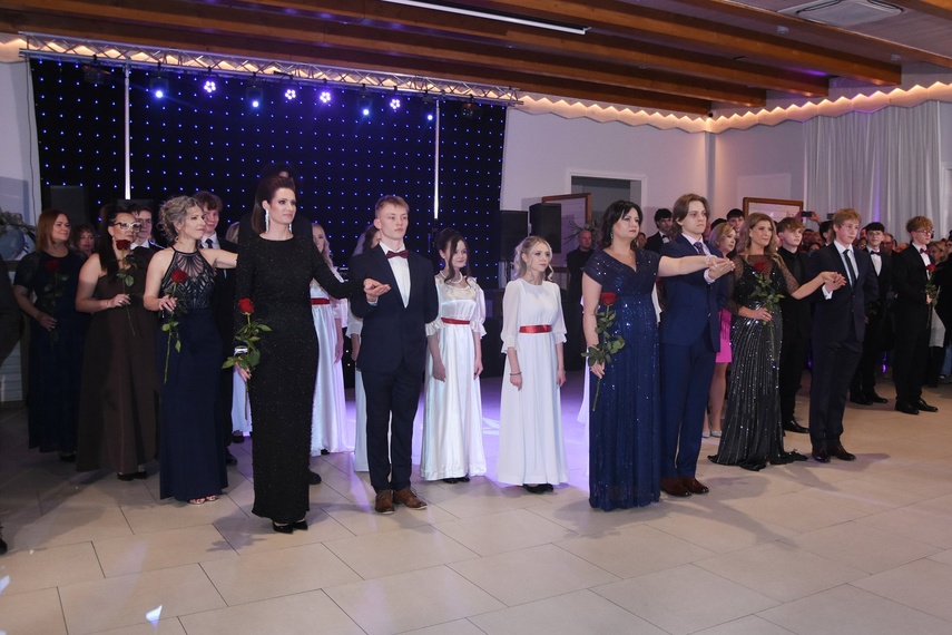 Studniówka II LO zdjęcie nr 342330