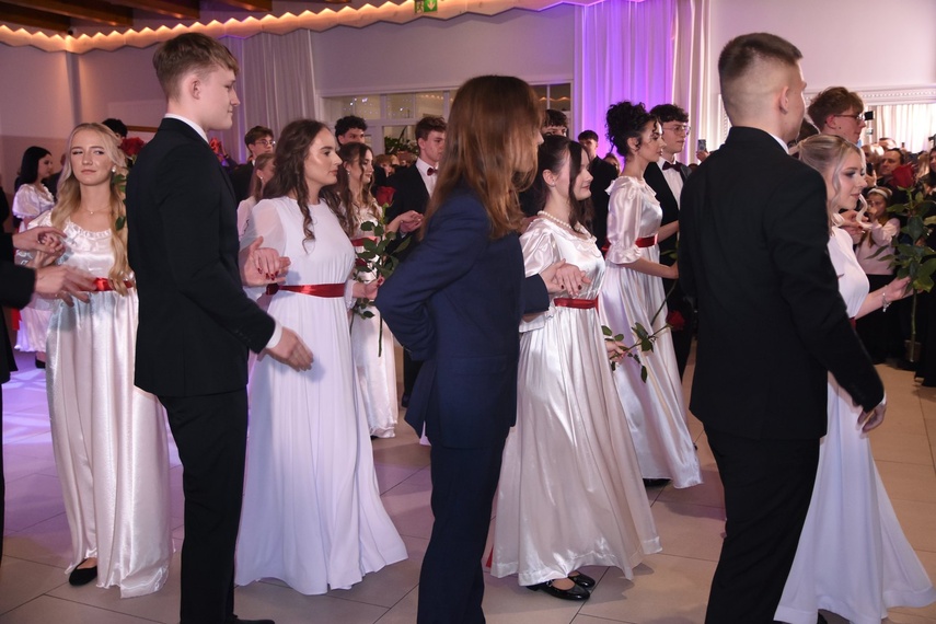 Studniówka II LO zdjęcie nr 342333