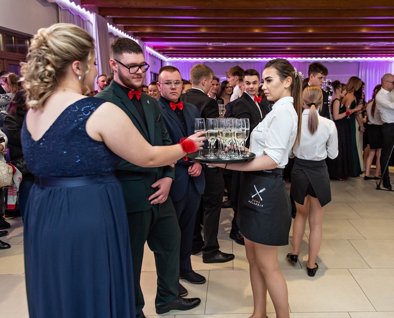 Wspomnienia, które pozostaną. Studniówka ZST zdjęcie nr 342827