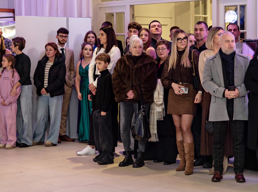 Wspomnienia, które pozostaną. Studniówka ZST zdjęcie nr 342788