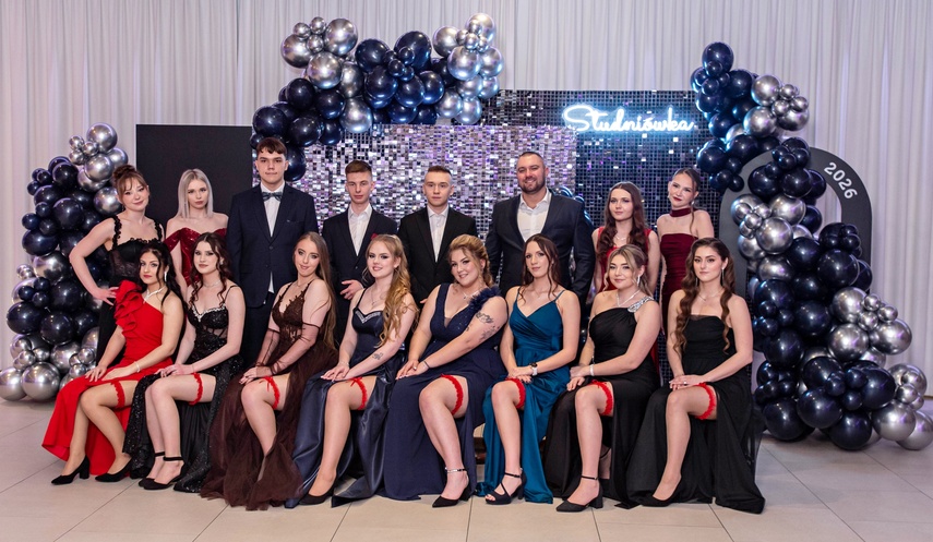 Wspomnienia, które pozostaną. Studniówka ZST zdjęcie nr 342838