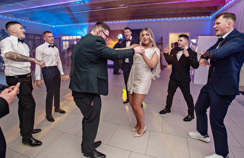 Wspomnienia, które pozostaną. Studniówka ZST zdjęcie nr 342931