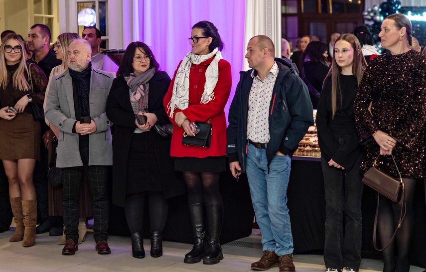 Wspomnienia, które pozostaną. Studniówka ZST zdjęcie nr 342787