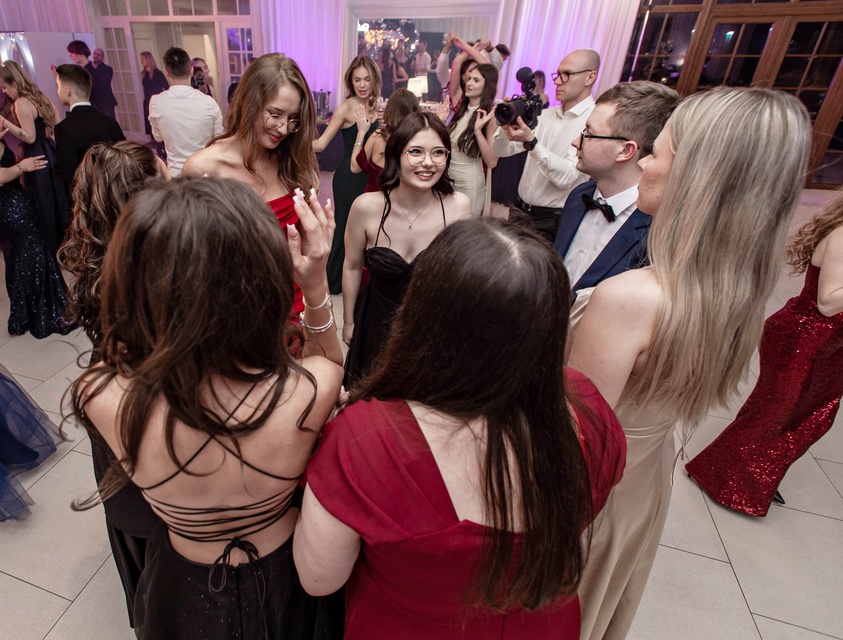 Wspomnienia, które pozostaną. Studniówka ZST zdjęcie nr 342857