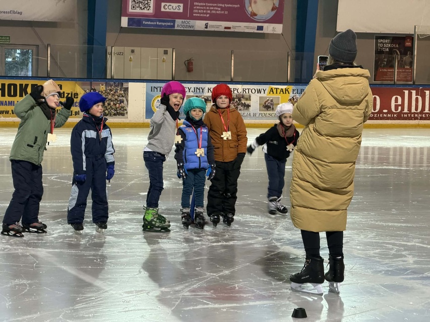 Łyżwiarskie Czwartki cieszą się popularnością zdjęcie nr 343514