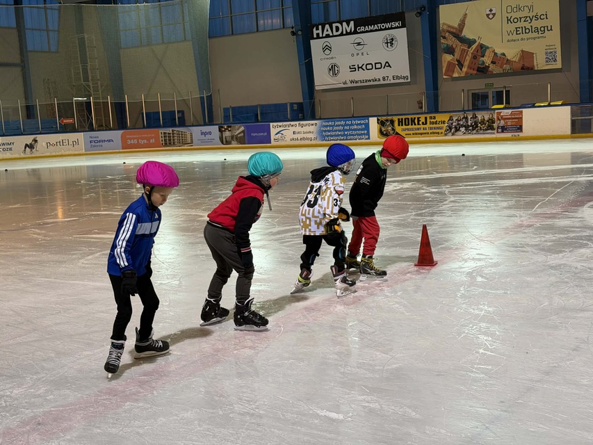 Łyżwiarskie Czwartki cieszą się popularnością zdjęcie nr 343512