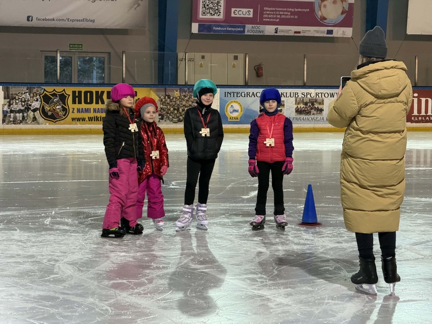 Łyżwiarskie Czwartki cieszą się popularnością zdjęcie nr 343515