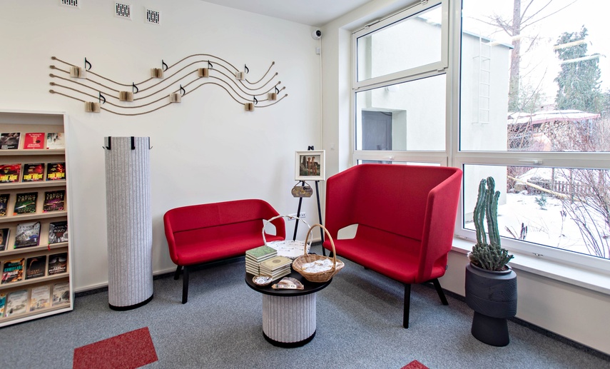 Pozytywka. Biblioteka po remoncie zachęca do spotkań zdjęcie nr 343547