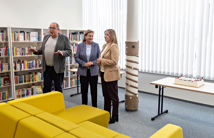 Pozytywka. Biblioteka po remoncie zachęca do spotkań zdjęcie nr 343555