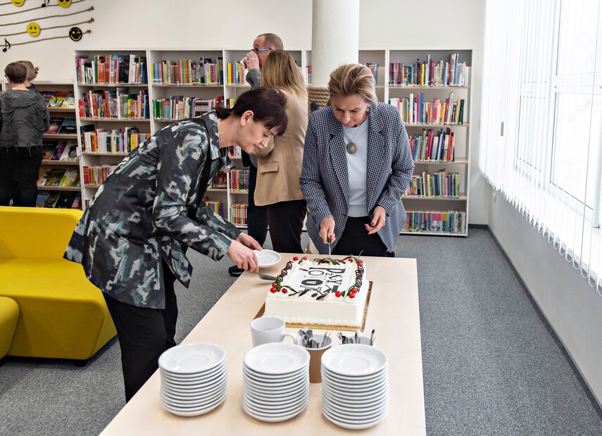 Pozytywka. Biblioteka po remoncie zachęca do spotkań zdjęcie nr 343557