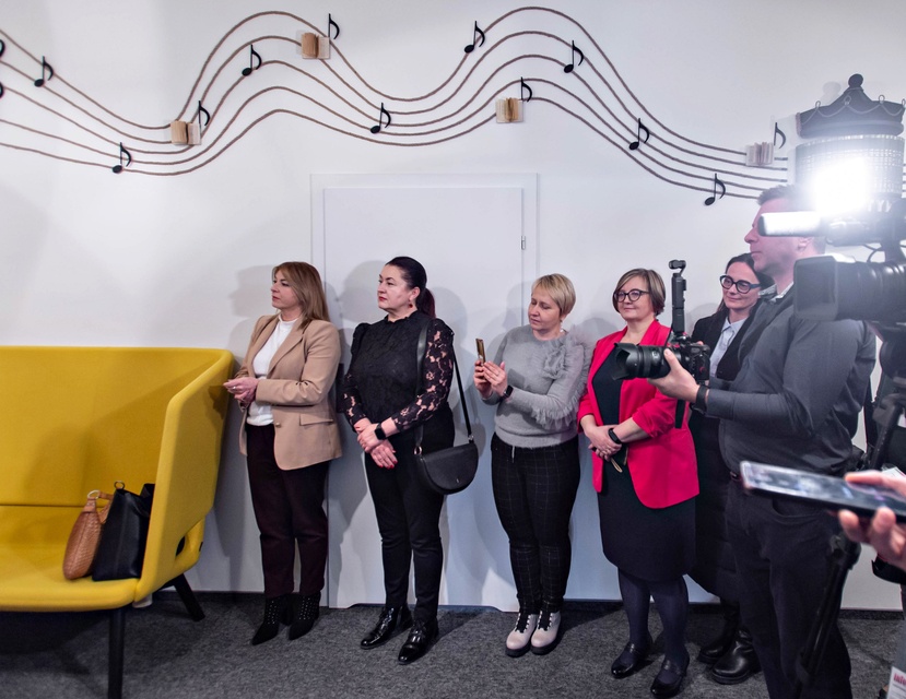 Pozytywka. Biblioteka po remoncie zachęca do spotkań zdjęcie nr 343539