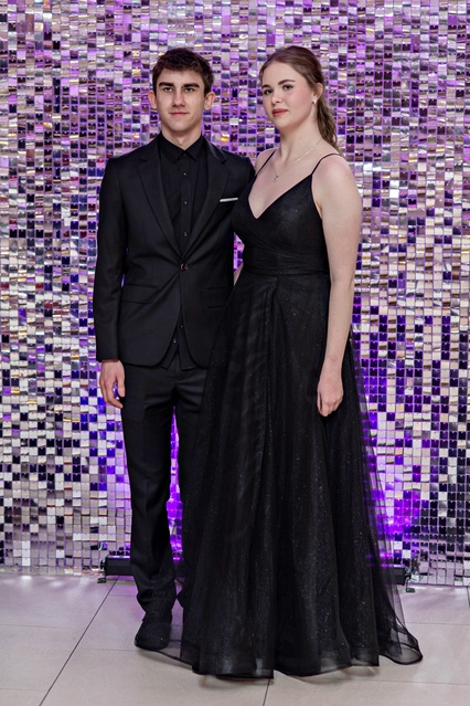 "Jest energia na dobrą imprezę!" Studniówka ZSEiO zdjęcie nr 343748