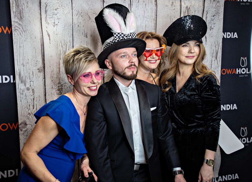 "Jest energia na dobrą imprezę!" Studniówka ZSEiO zdjęcie nr 343836