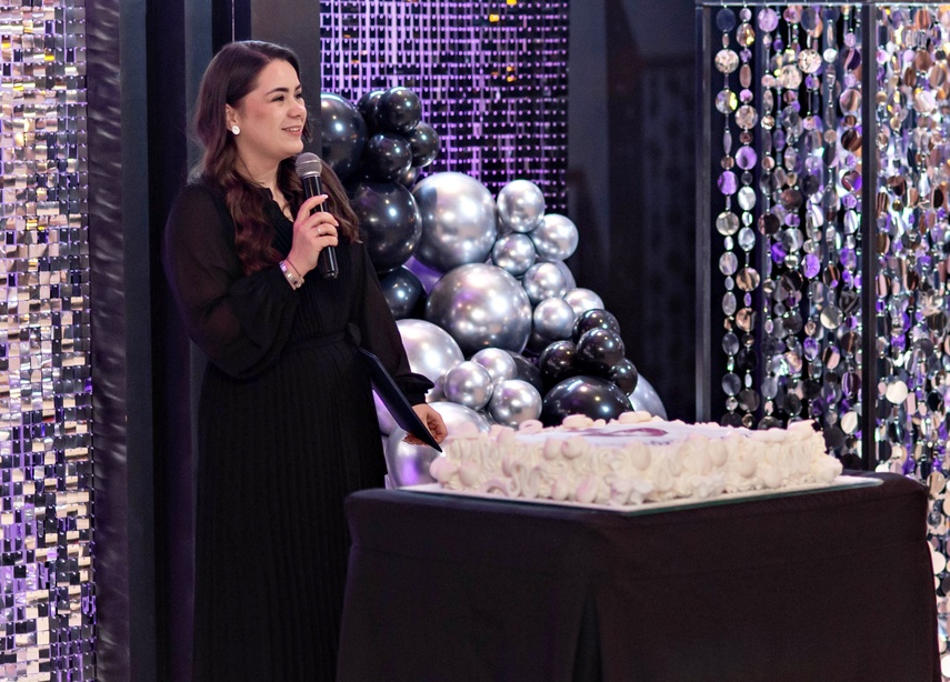 "Jest energia na dobrą imprezę!" Studniówka ZSEiO zdjęcie nr 343701