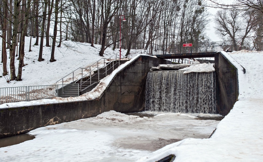 Przybywa wody w Kumieli. Władze Elbląga apelują do mieszkańców zdjęcie nr 343914