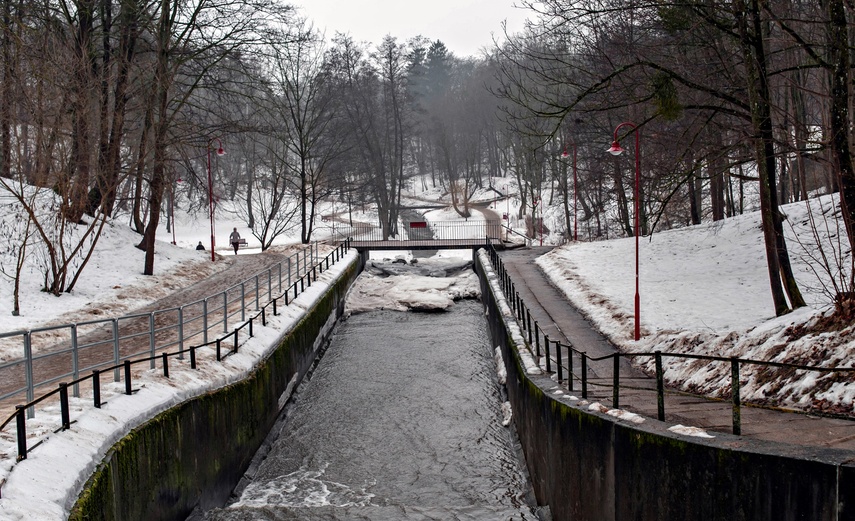 Przybywa wody w Kumieli. Władze Elbląga apelują do mieszkańców zdjęcie nr 343911